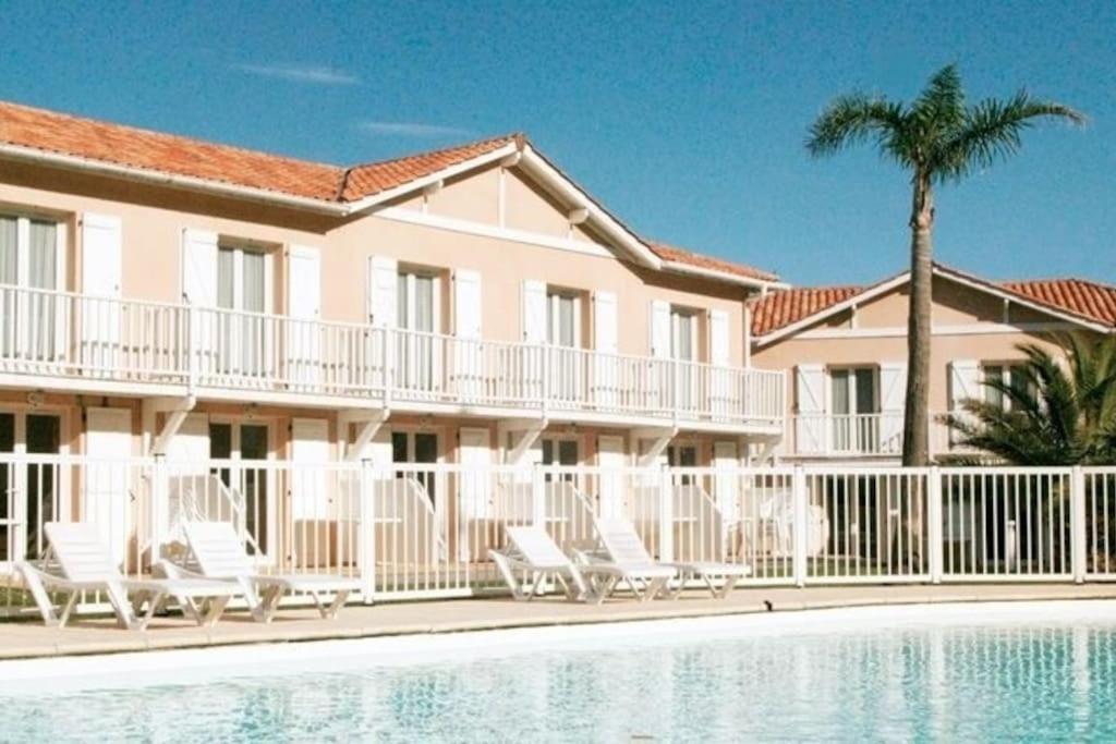 Appartement T3 En Duplex Avec Grande Piscine à Anglet Extérieur photo